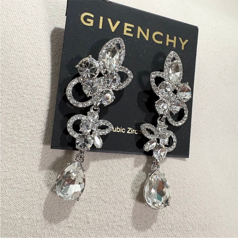 Givenchy earrings - Picture 5 of 7